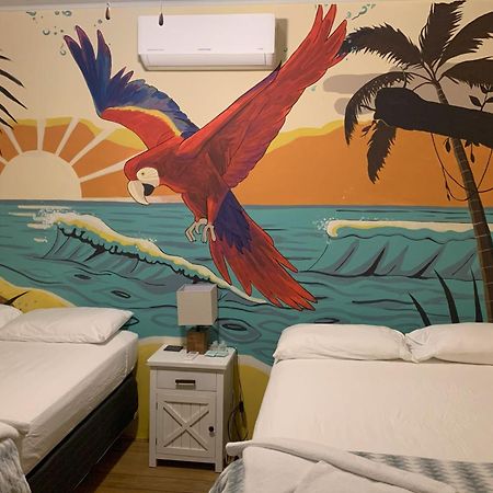 Sunset Hut Hostel 오모아 외부 사진