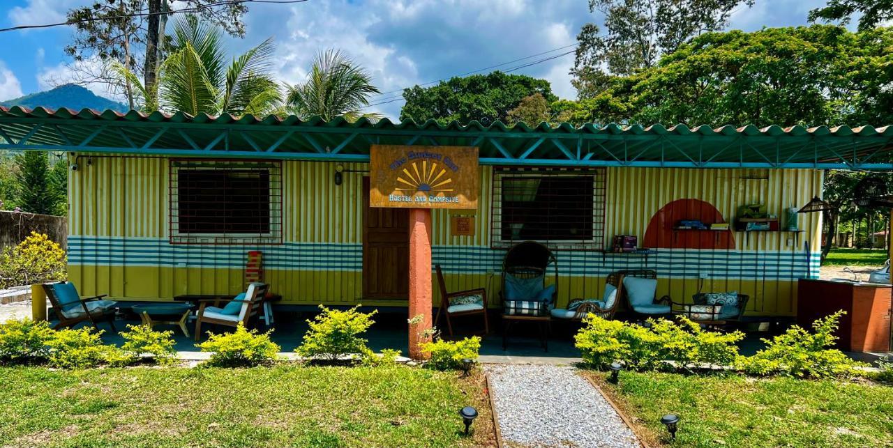 Sunset Hut Hostel 오모아 외부 사진