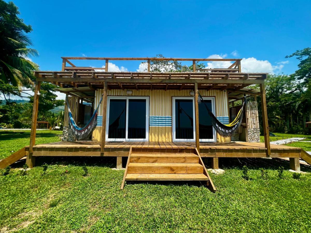 Sunset Hut Hostel 오모아 외부 사진