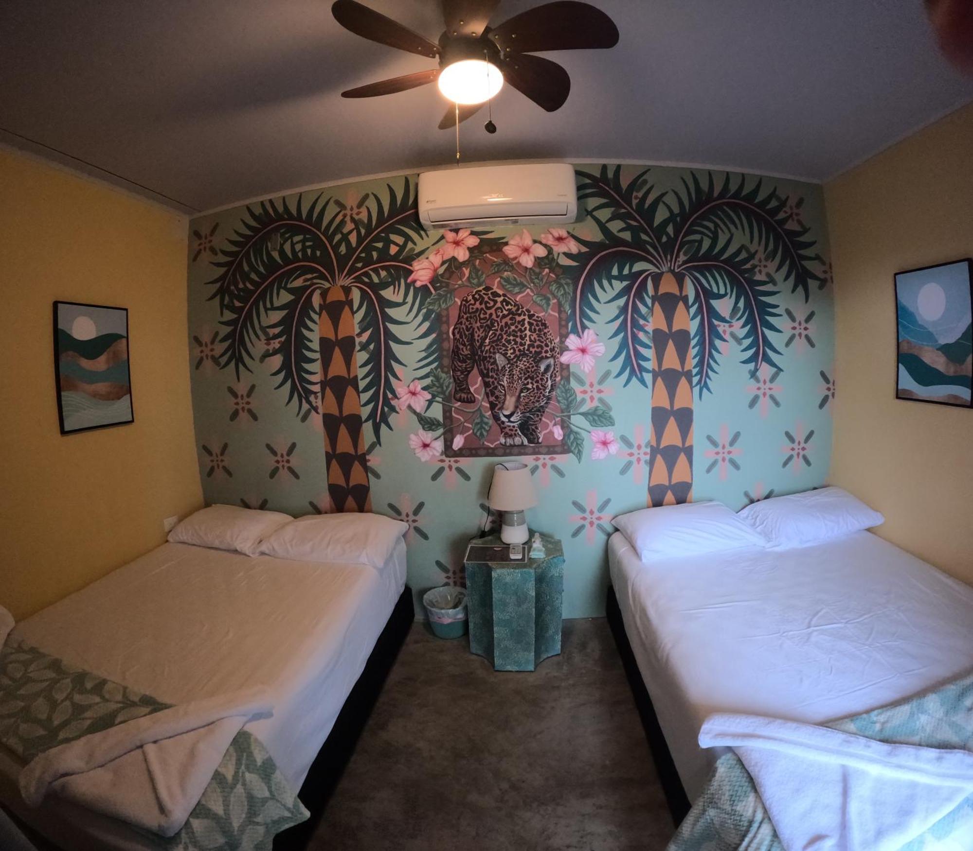 Sunset Hut Hostel 오모아 외부 사진
